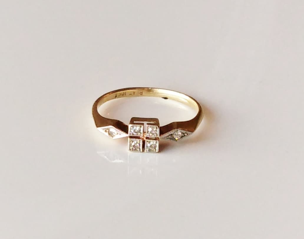 18ct, Platinum Art Deco Diamond Ring